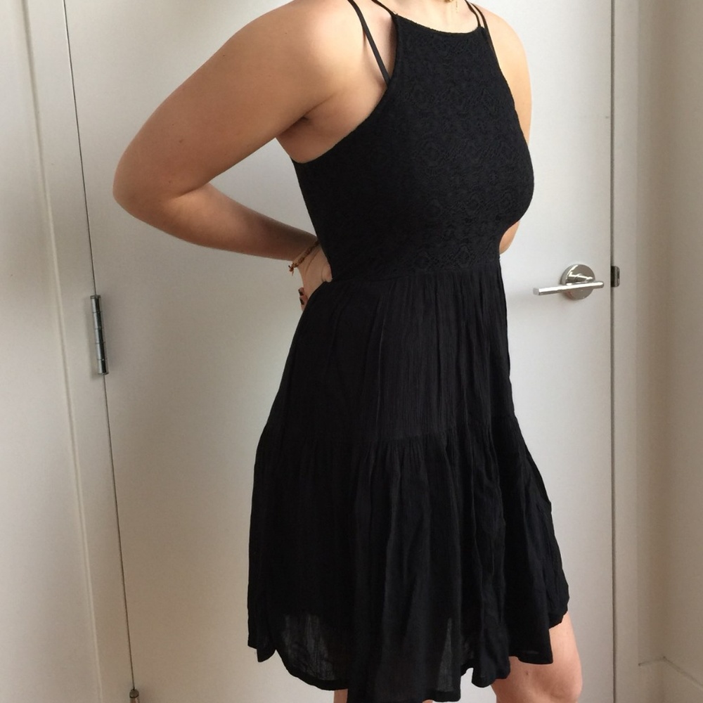 Abercrombie & Fitch  black dress - Picture 2 of 7